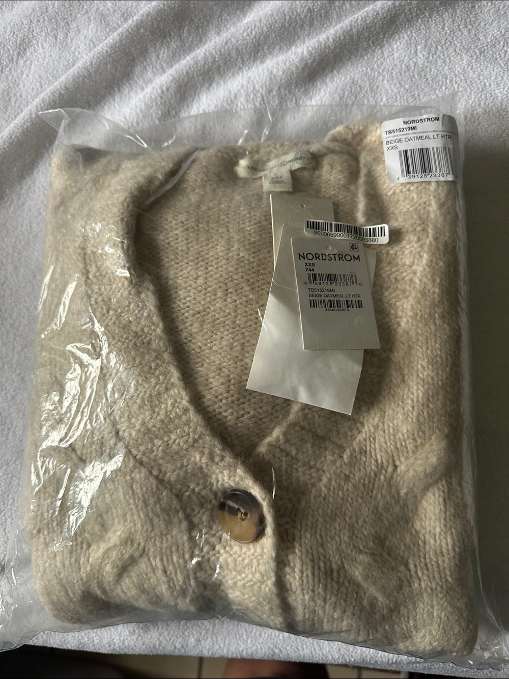 Nordstrom Cream V-Neck Button Cardigan